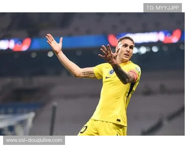 深圳新鹏城外援杜加利奇、列昂索离队，中卫位置面临补强